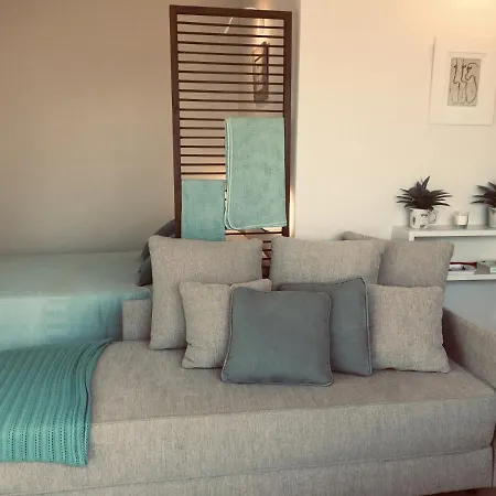 Stunning Penthouse Near Estepona Port 公寓 *